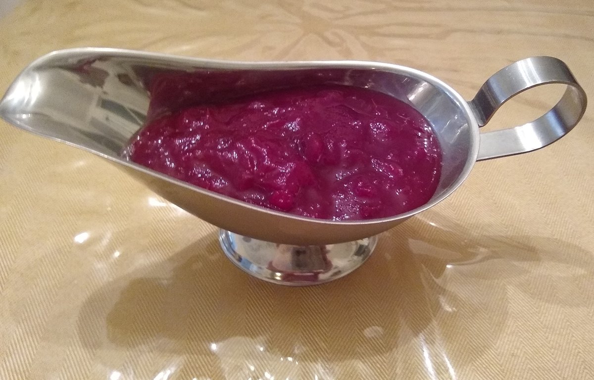 can dogs eat cranberry sauce